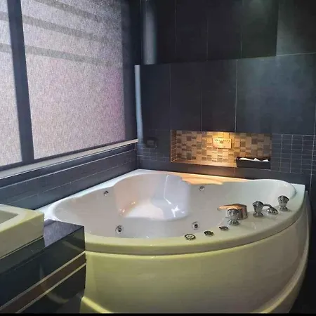 L1 Condo In Bangla Patong Beach Private Jacuzzi